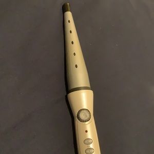 Jilbere de Paris Nano Ceramic Curling Wand w/glove